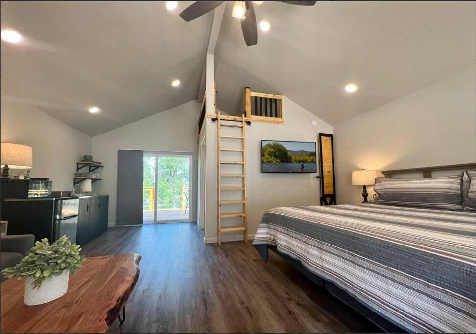 Loft Cabin 2 - Rogue River Resort Grants Pass Exterior photo